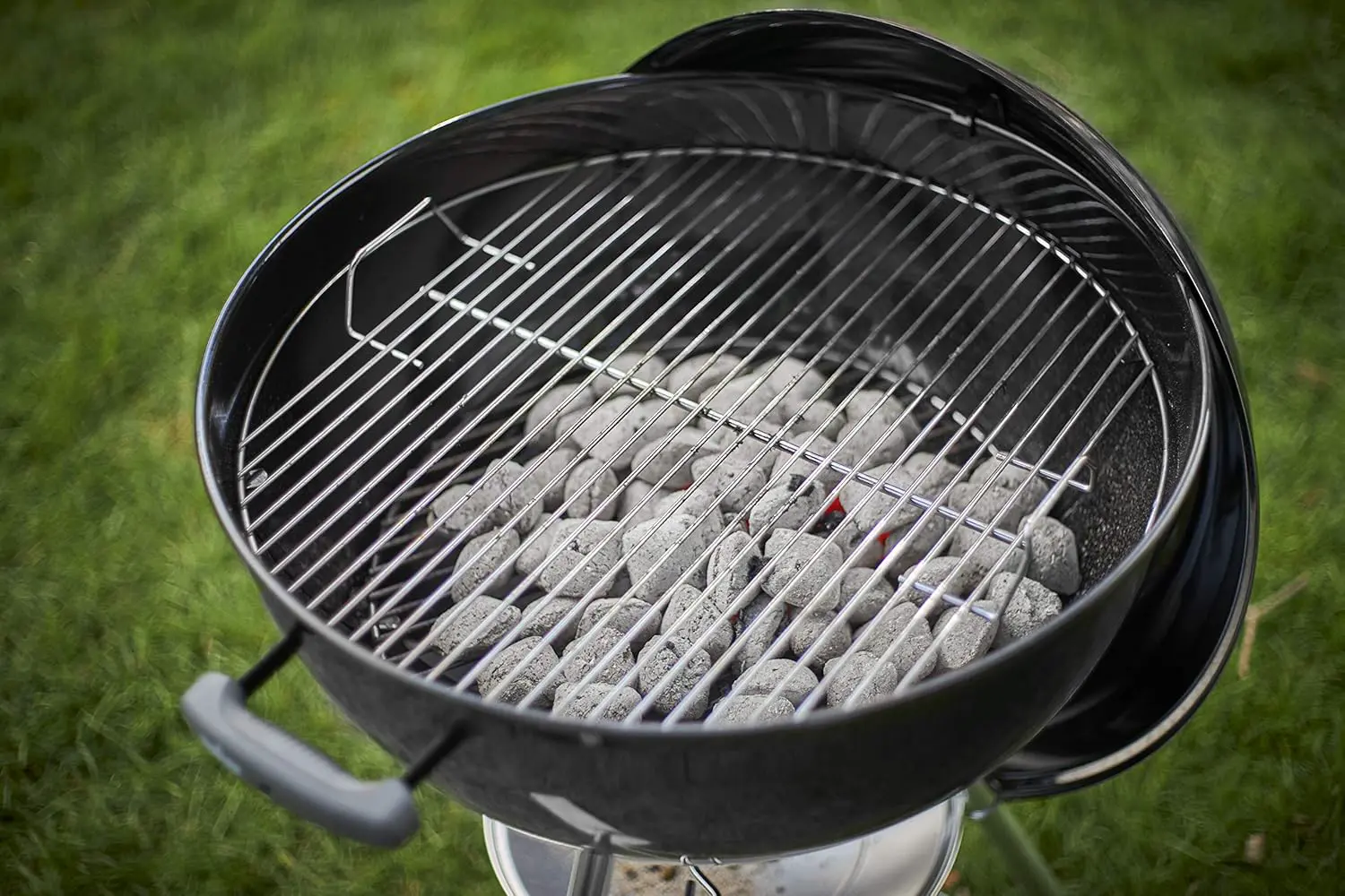 Barbecue weber en acier 62 x 55 vue 5