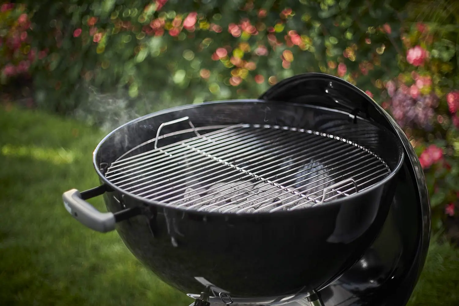 Barbecue weber en acier 62 x 55 vue 6