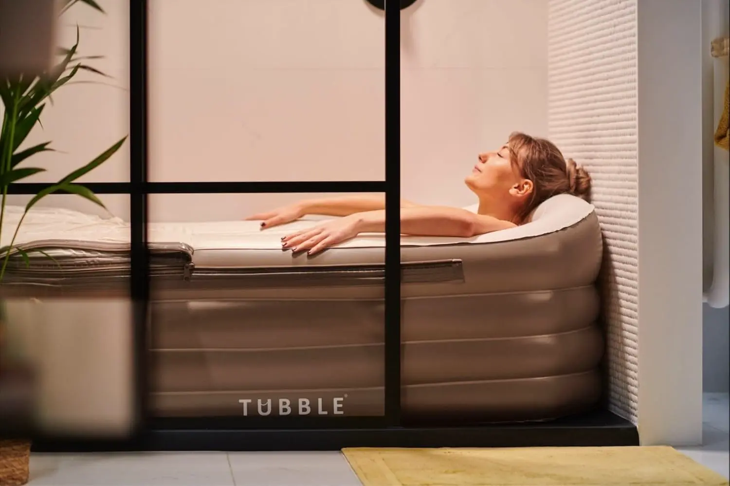 Spa gonflable 2 personnes taupe 80 x 52 cm vue 9