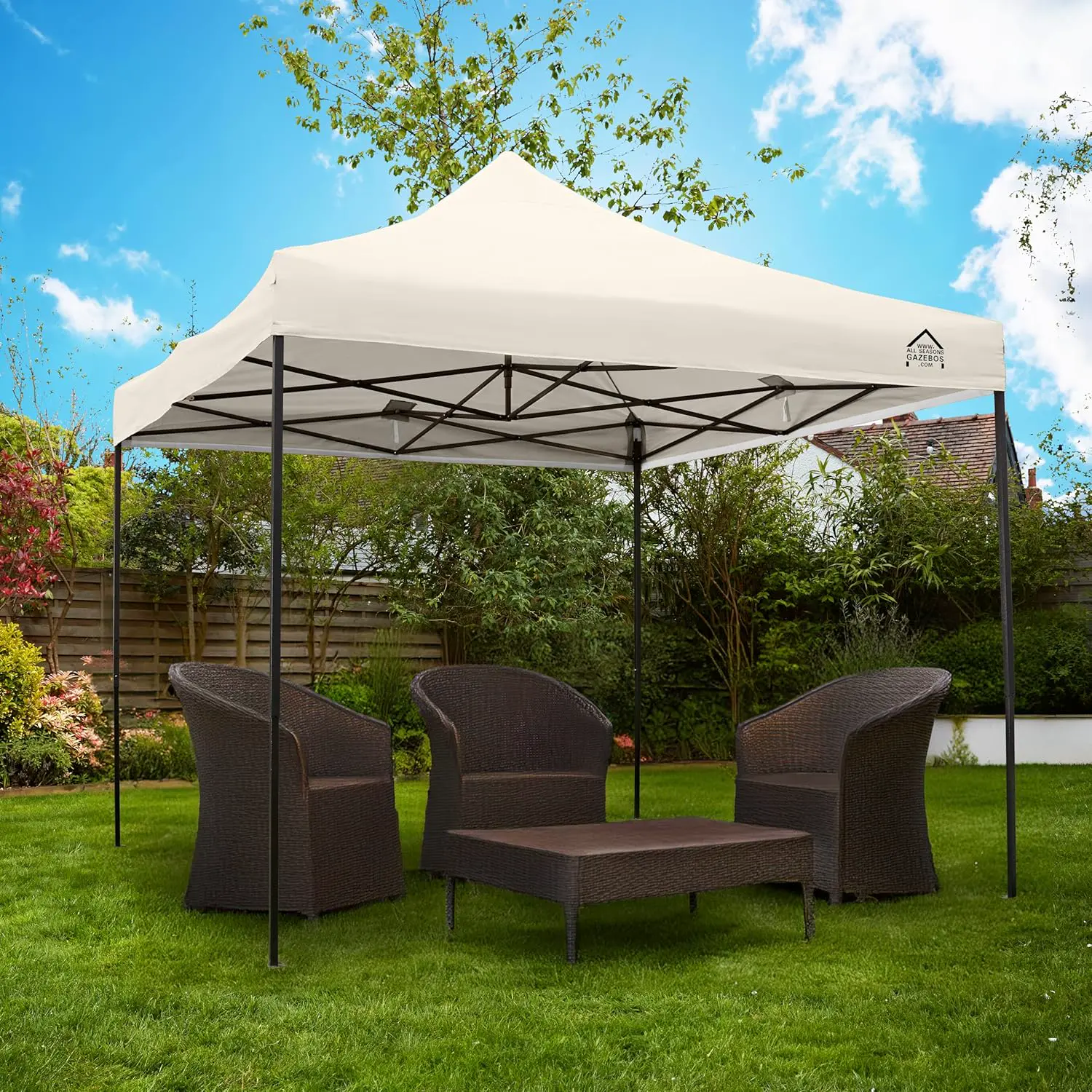Tonnelle en métal crème 3x3m vue 3