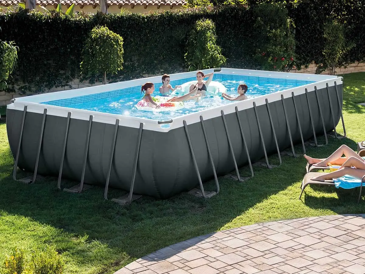 Piscine hors sol gris vue 5
