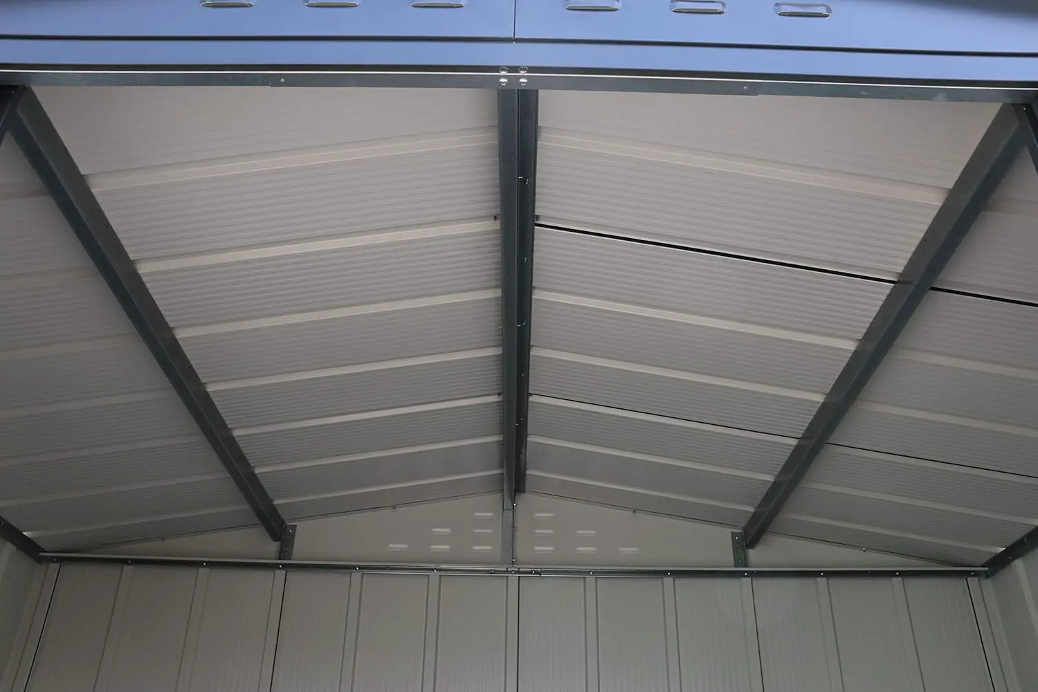 Abri de jardin en bois en acier gris 4,37 m² vue 9