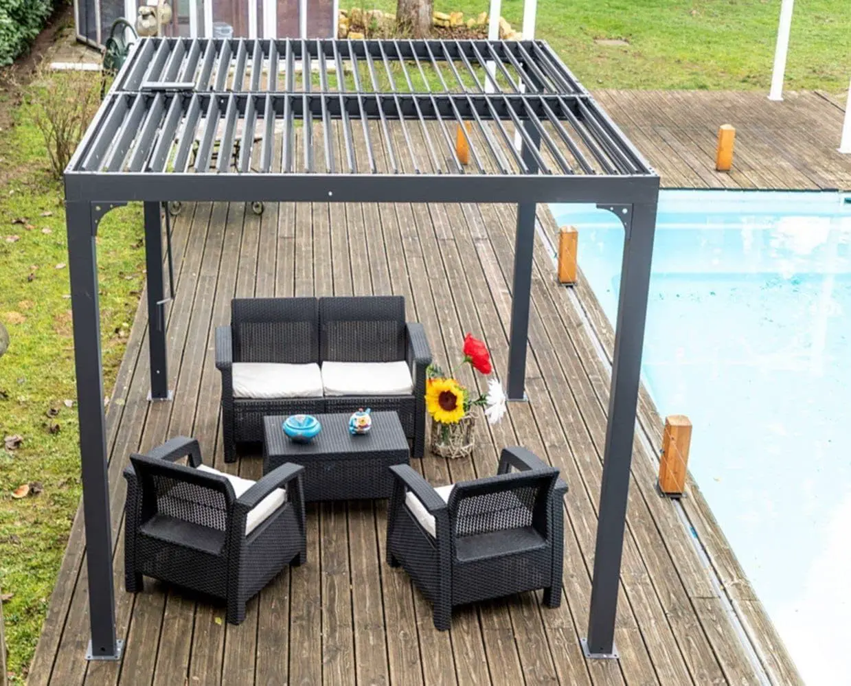 Pergola en acier gris 7,20 m² vue 2
