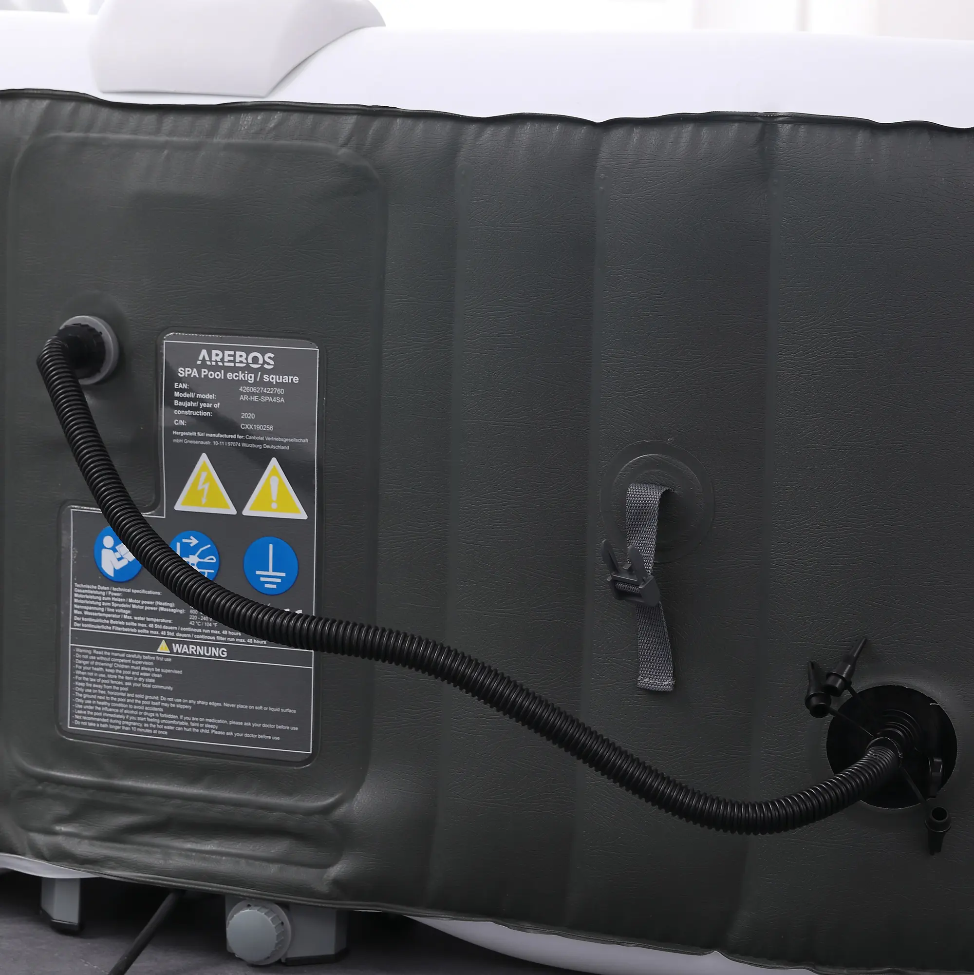 Spa gonflable 2 personnes 4 places 154 x 154 cm — contenu détaillé 3