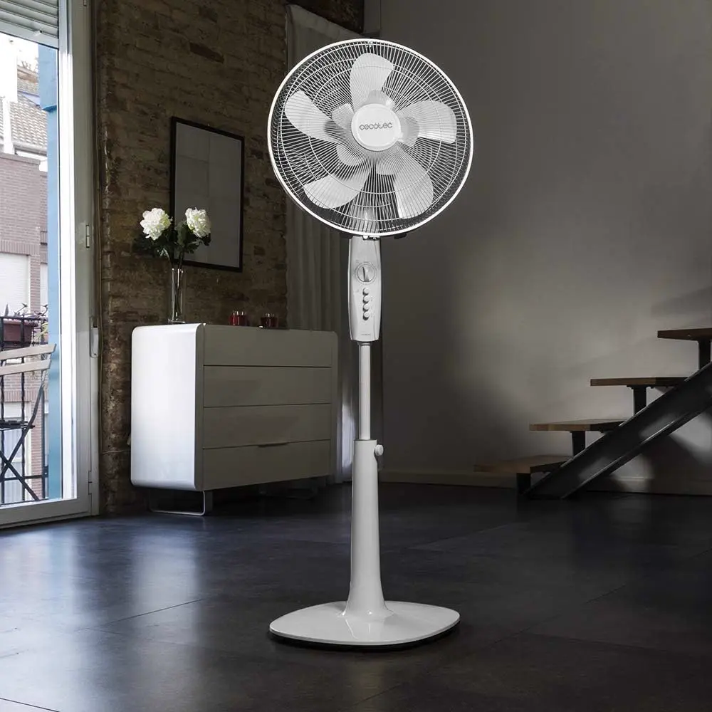 Ventilateur blanc vue 2