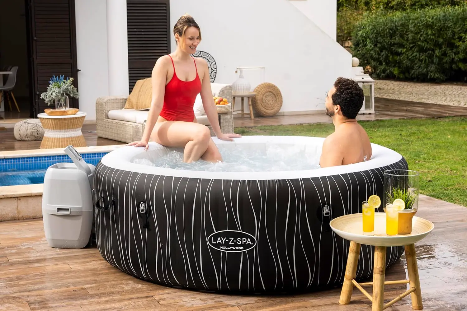 Spa gonflable 2 personnes 6 places 196 x 66 cm vue 4