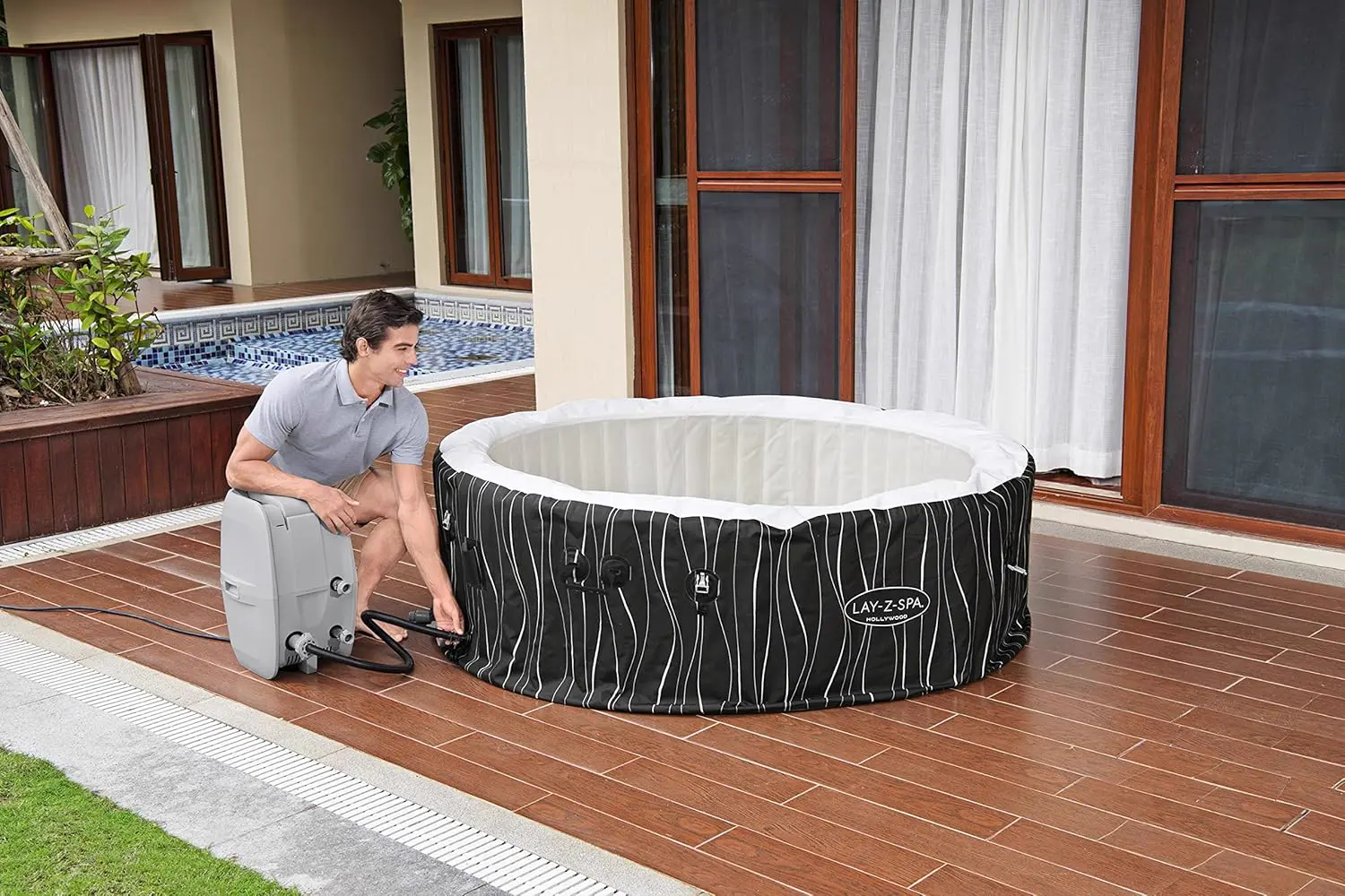 Spa gonflable 2 personnes 6 places 196 x 66 cm vue 31