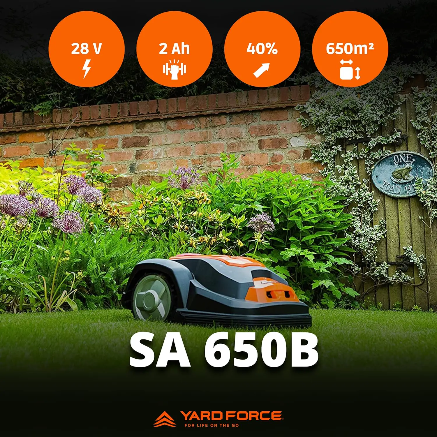 Robot tondeuse orange 650m² vue 5