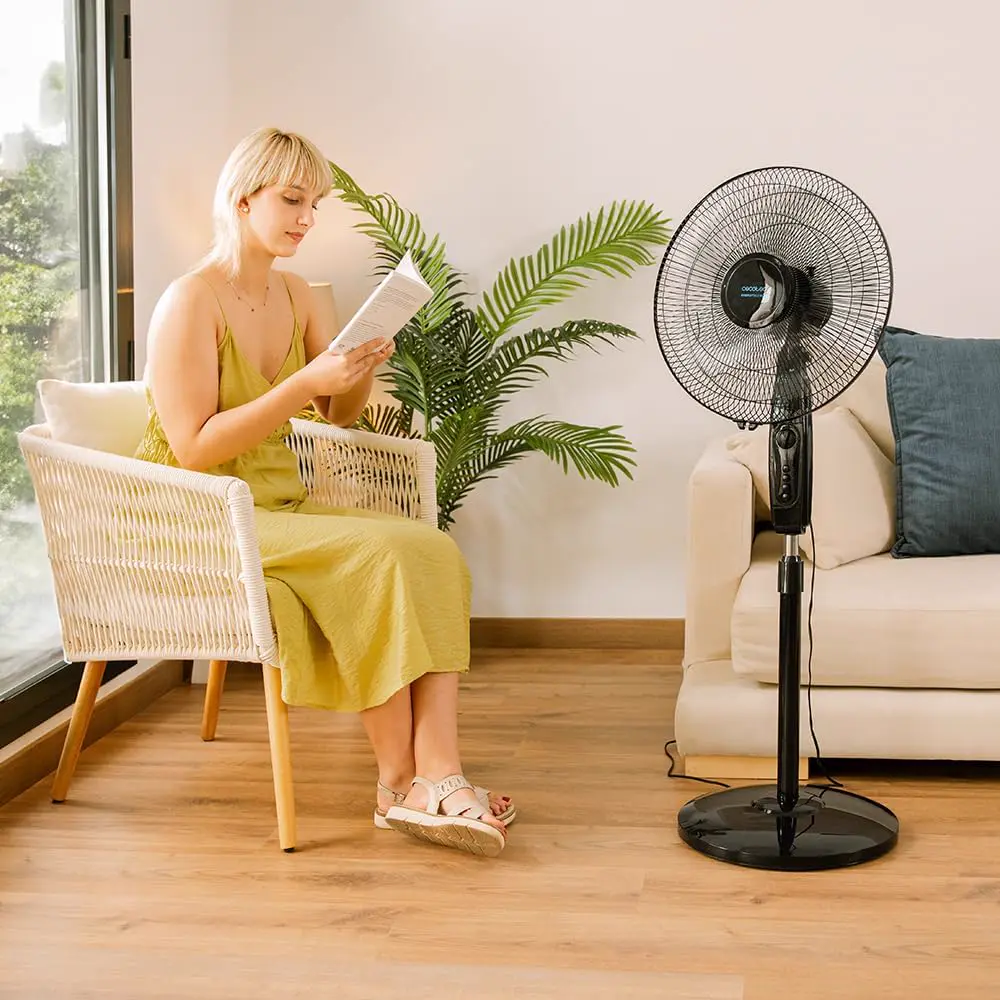 Ventilateur noir vue 3