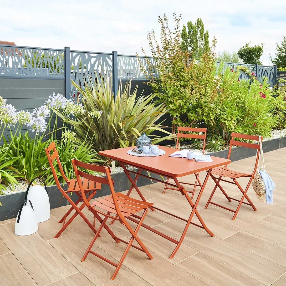Table de jardin en acier 70 x 70 vue 2