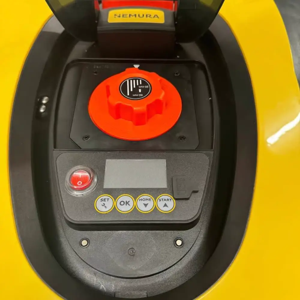 Robot tondeuse en acier 600 m² vue 4