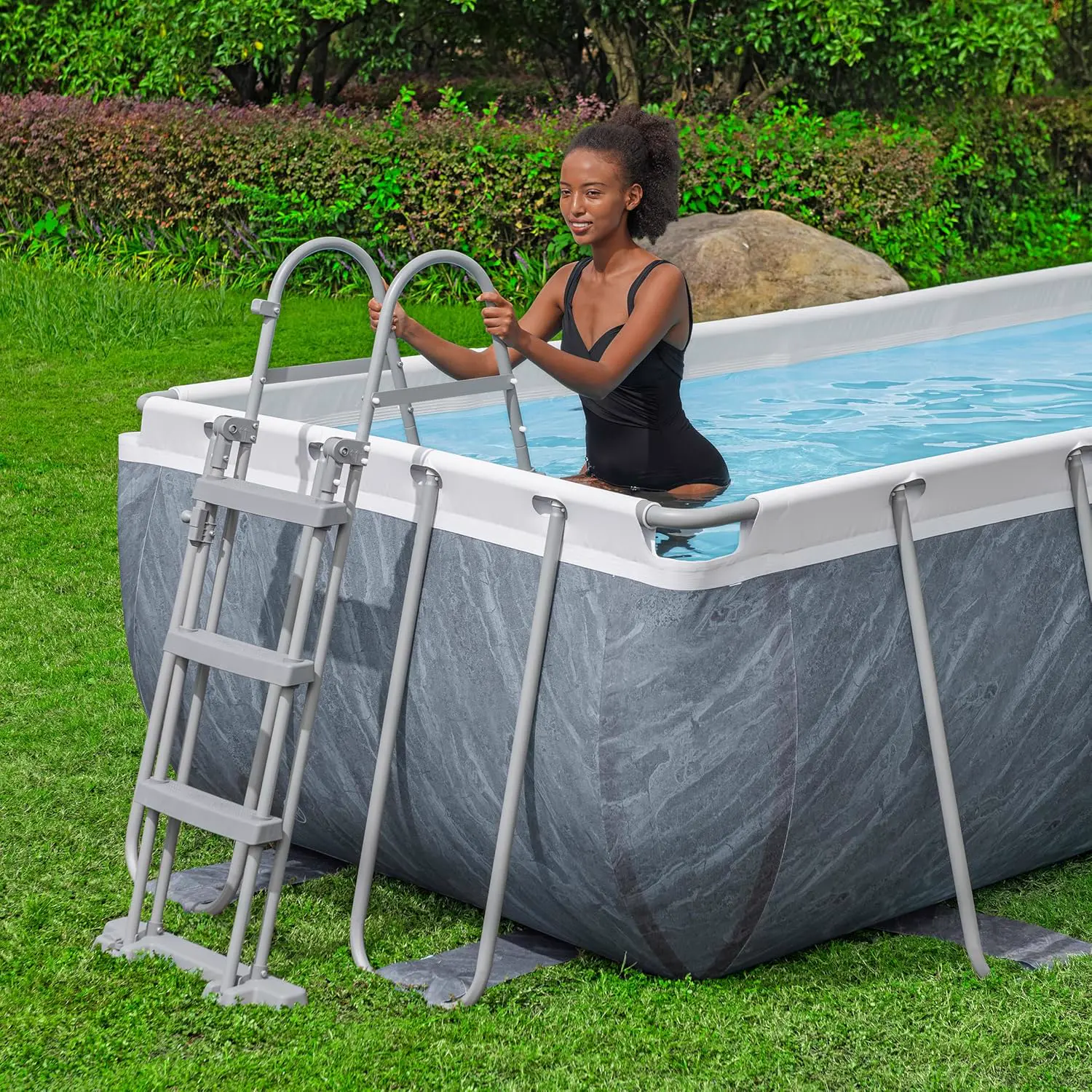 Piscine hors sol en acier gris vue 9