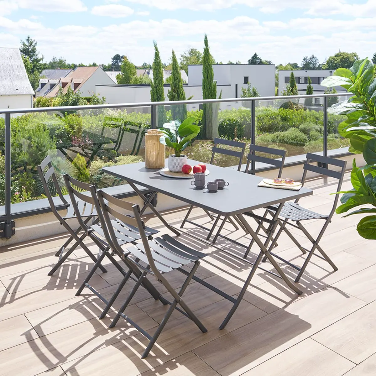 Table de jardin 6 places en métal gris 80 x 80 vue 2