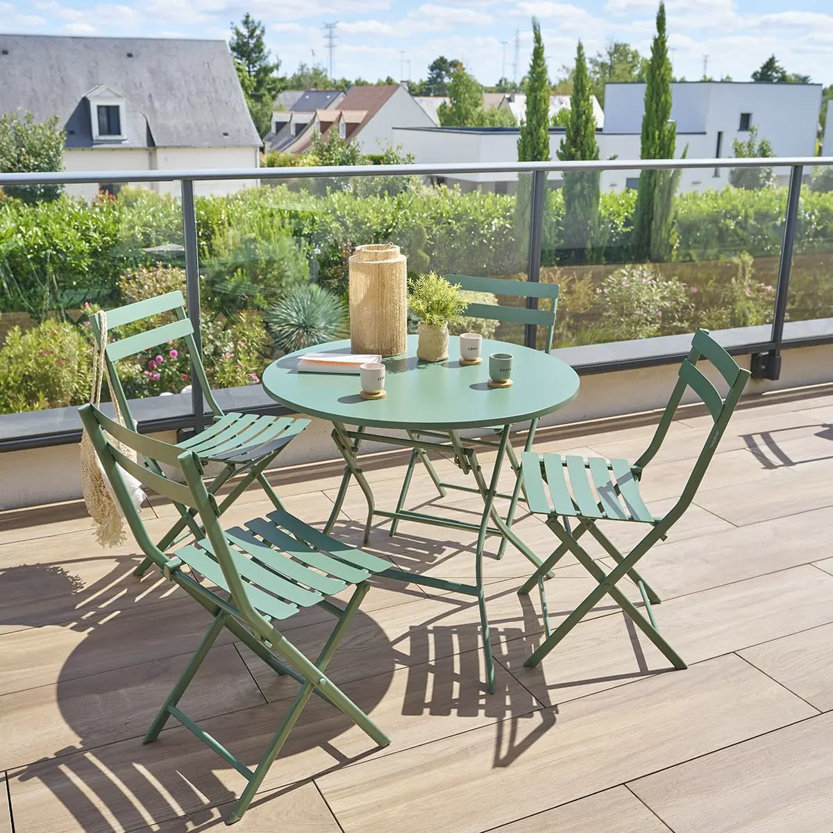 Table de jardin 4 places en acier vert 85 x 85 vue 2