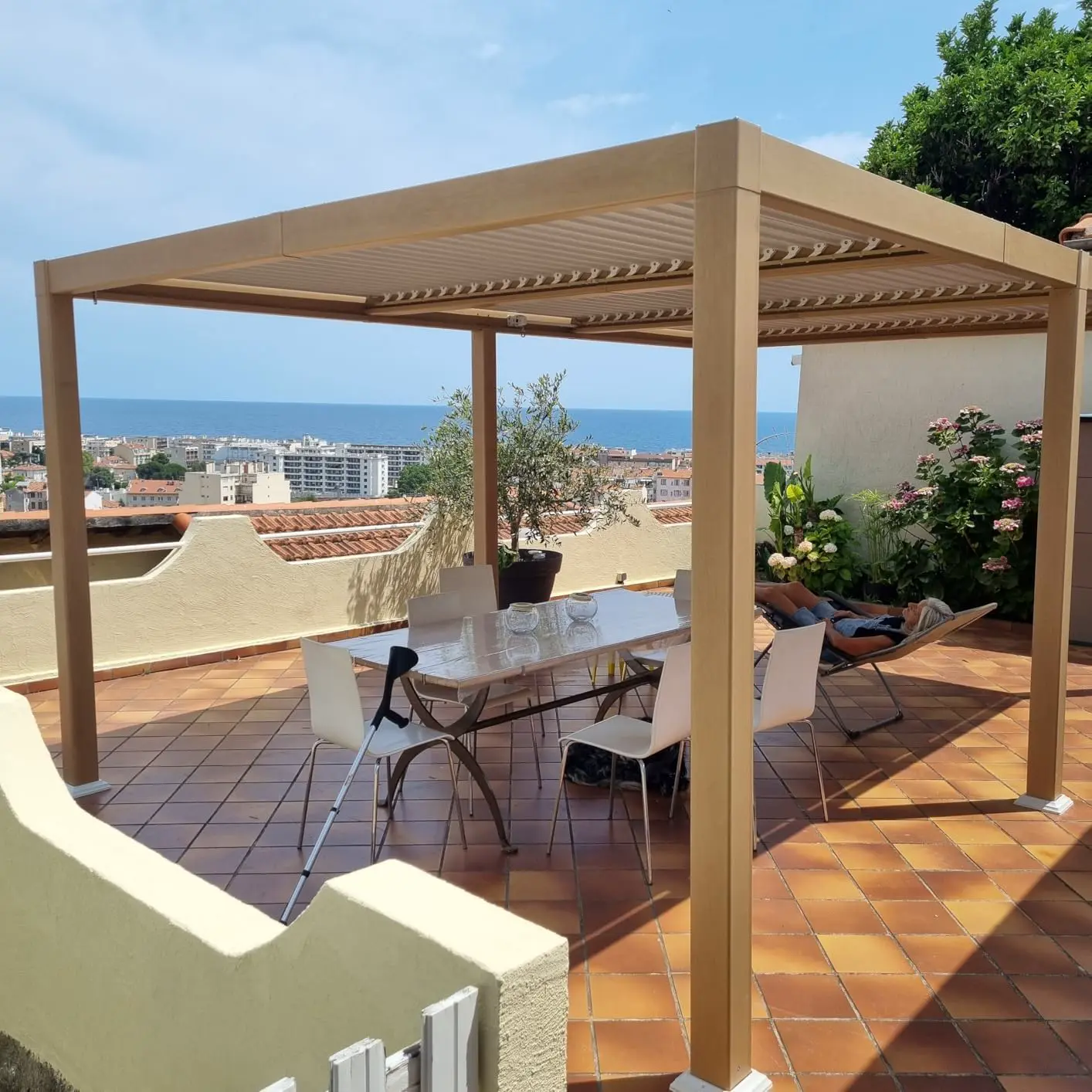 Pergola en aluminium 24 m² vue 2