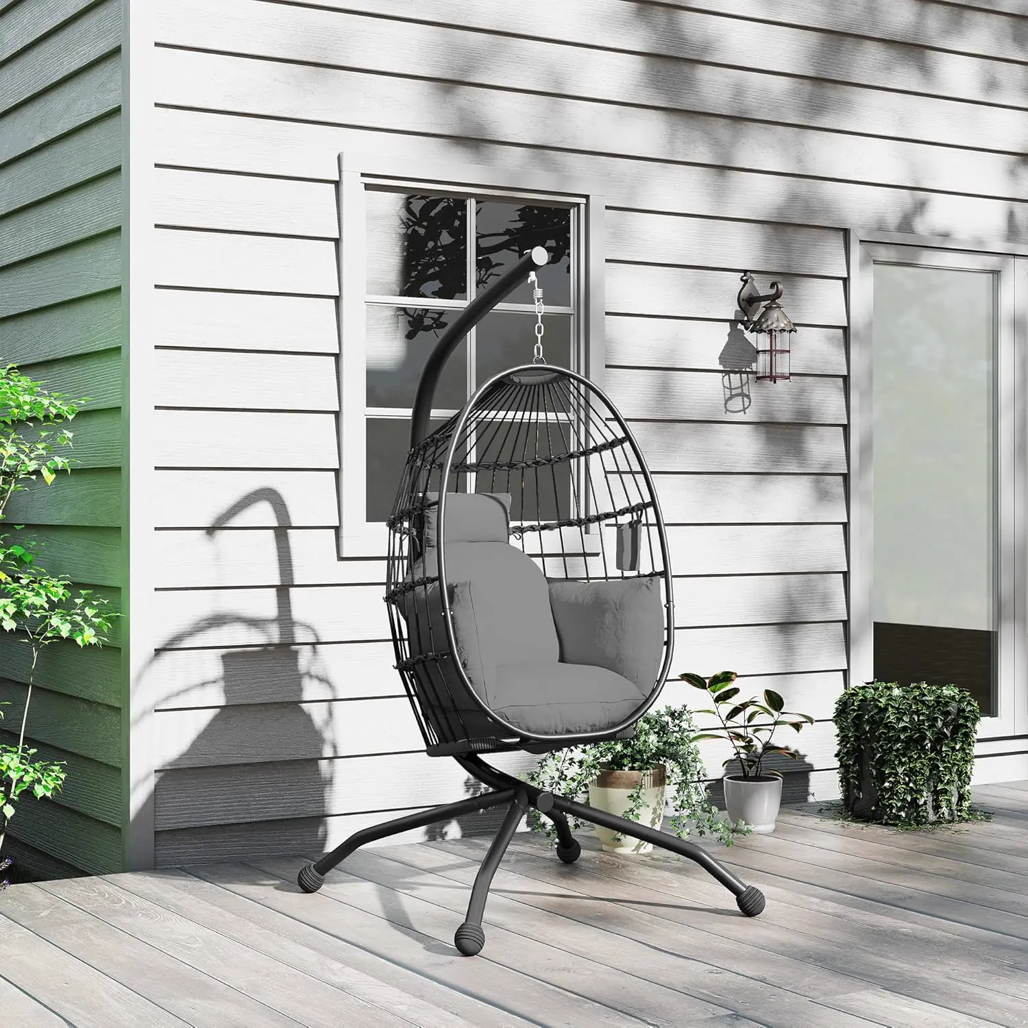 Fauteuils suspendus en acier gris vue 8