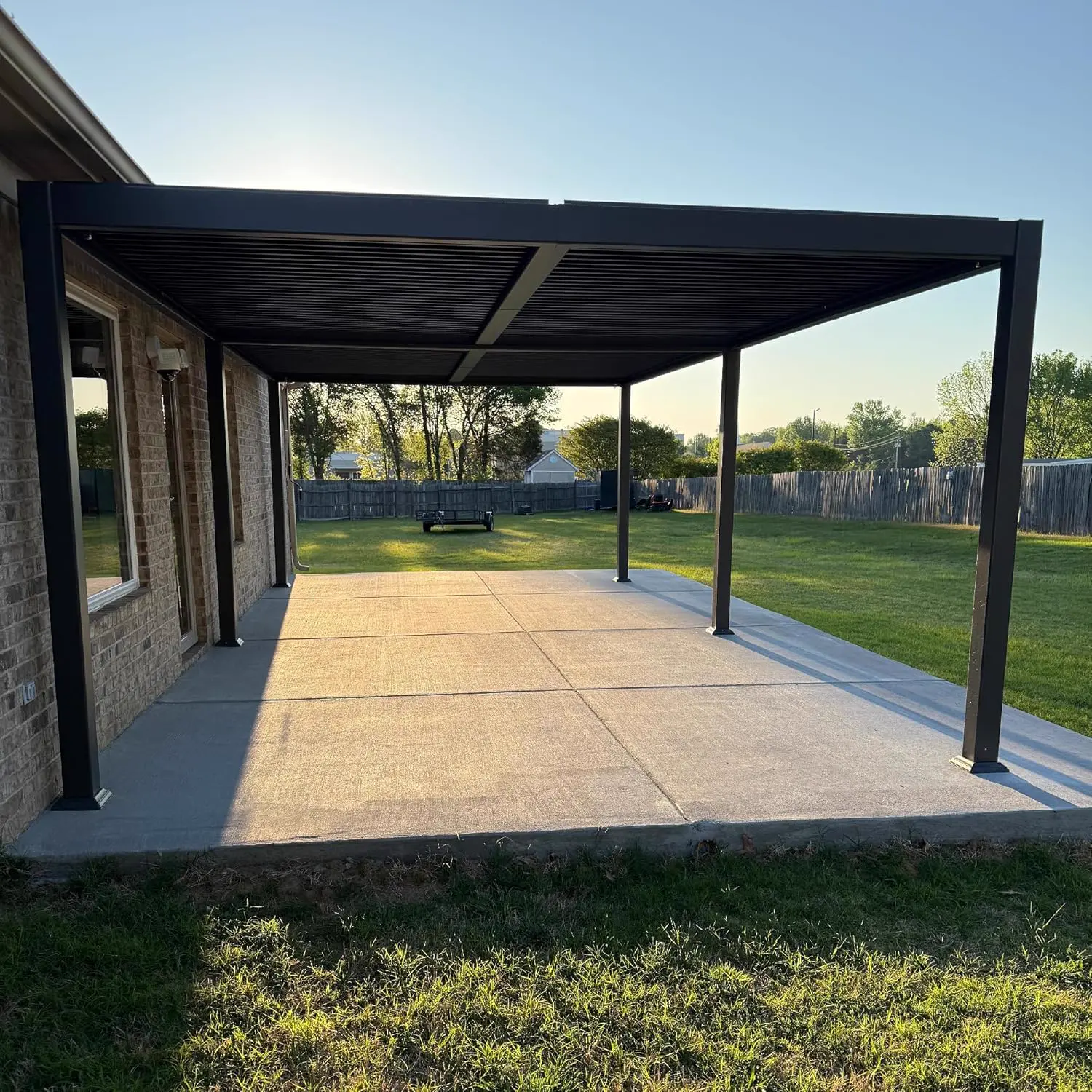 Pergola en aluminium gris 24 m² vue 2