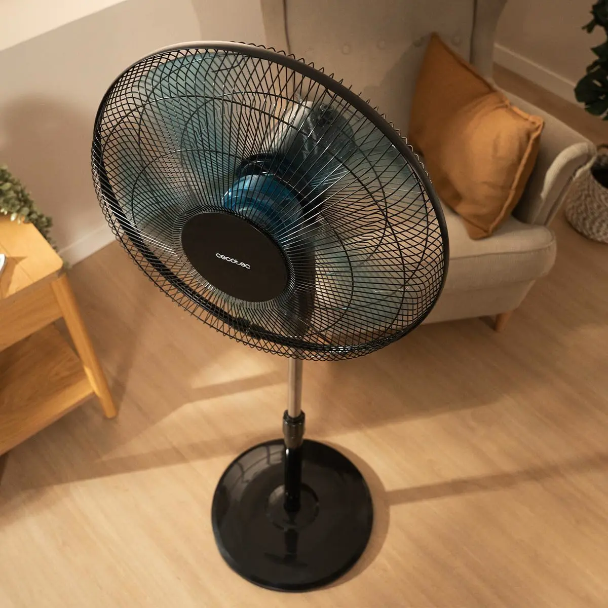 Ventilateur blanc vue 7