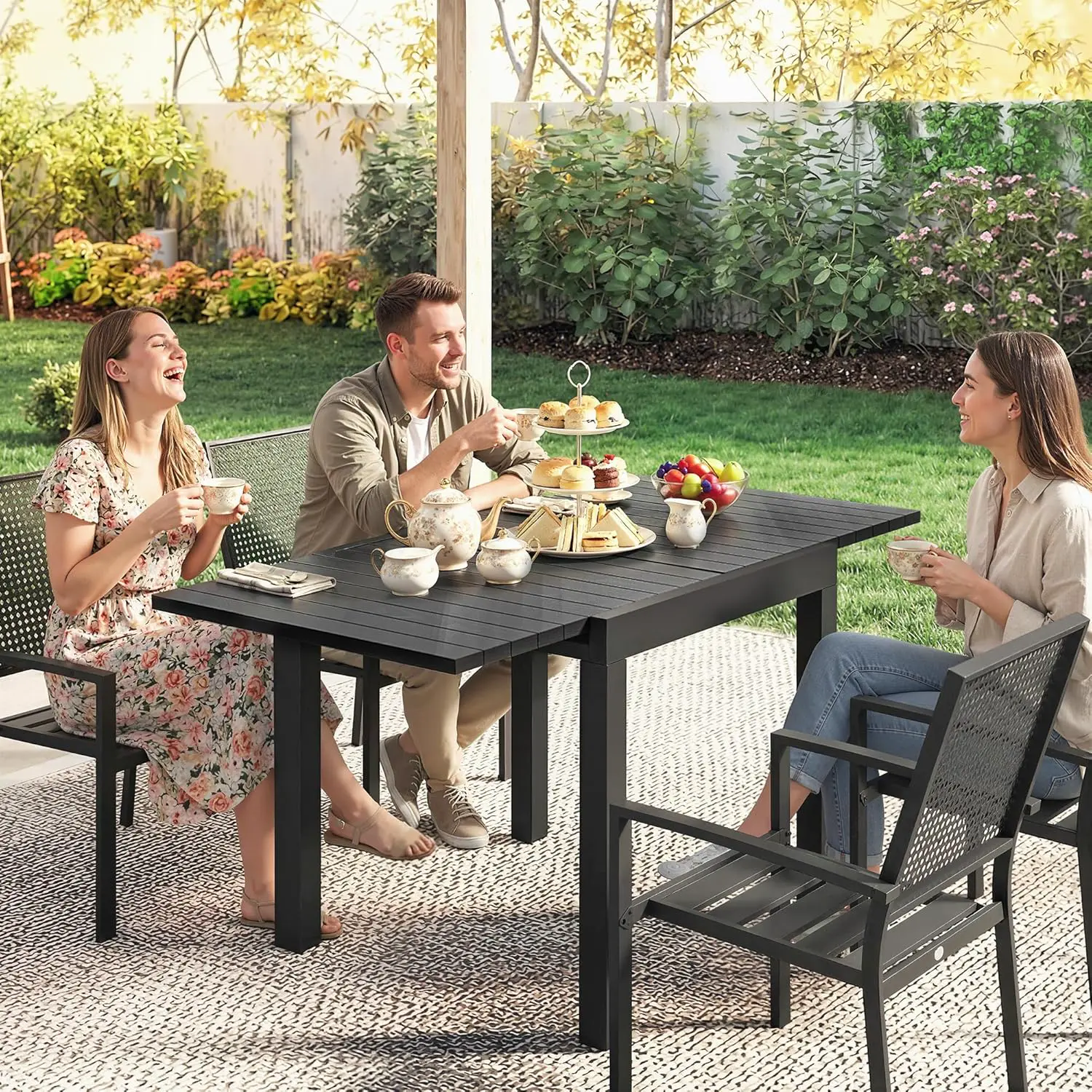 Table de jardin 4 places en aluminium noir 160 x 75 cm vue 9