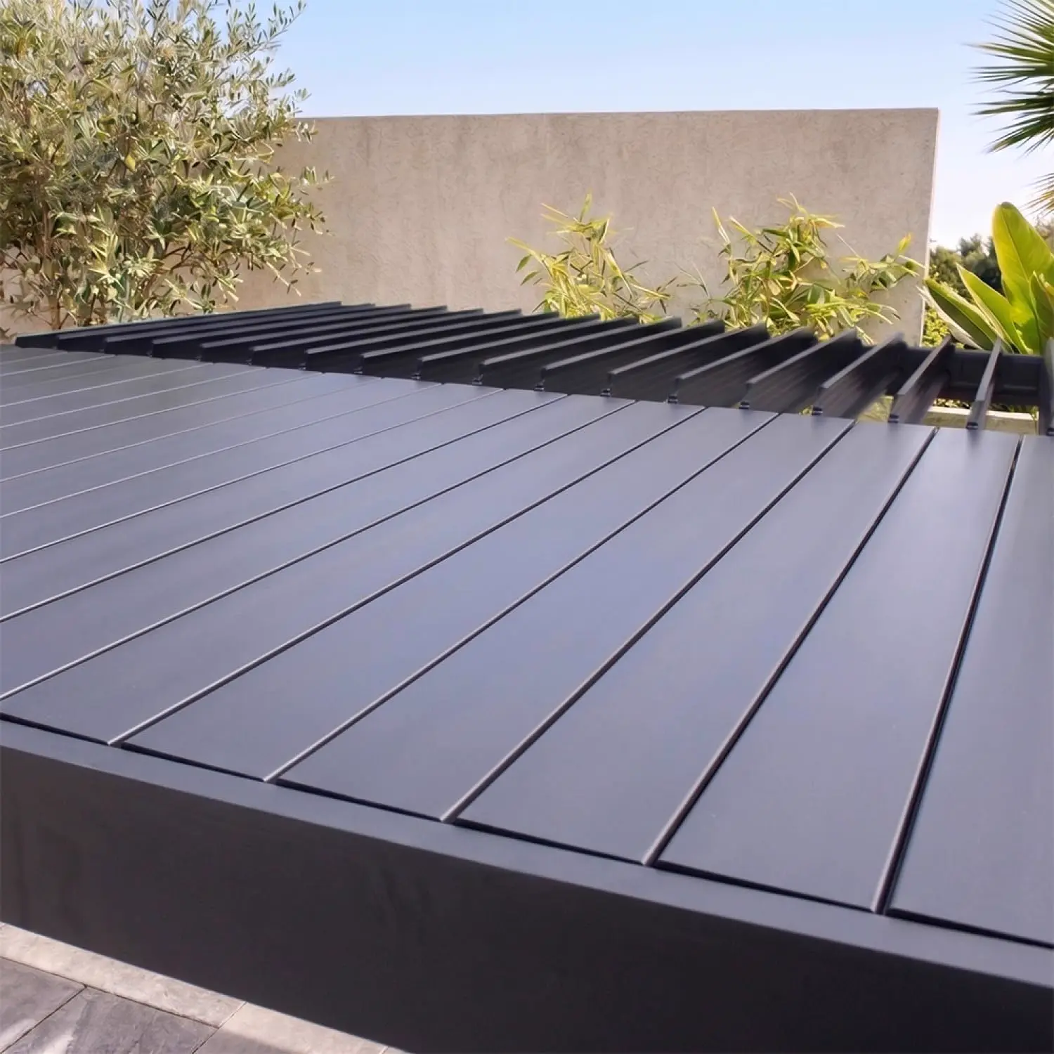 Pergola en aluminium noir 9 m² vue 6
